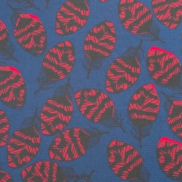 LuLaRoe CASSIE Pencil Skirt Blue Black Red Feather L Large Ladybugs NWT HTF - Picture 2 of 5